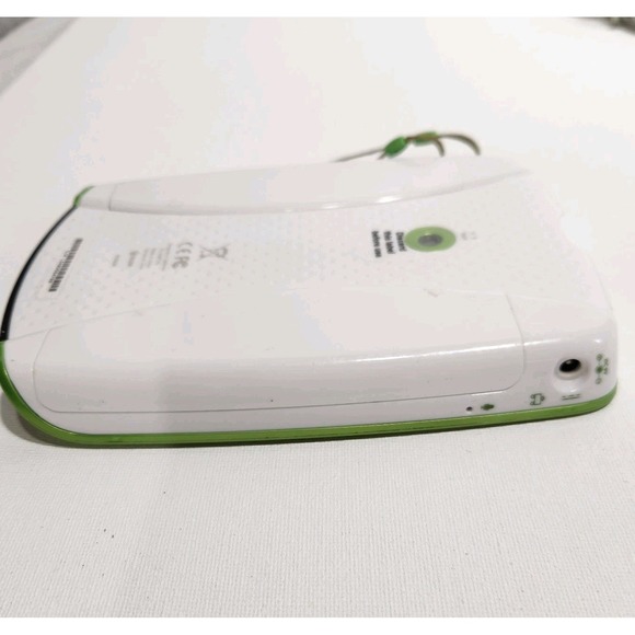 LeapFrog LeapPad 2 Explorer Learning System: Green Edition, Tested, & NWT Case - Picture 6 of 6